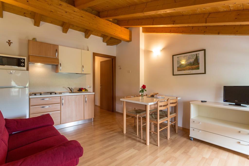 Agriturismo Al Tralcio Валеджо-суль-Минчо Экстерьер фото